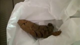 Japanese hairy babe shitting a nice turd