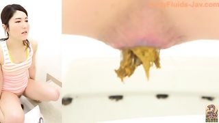 Young Japanese babe poops yellow load