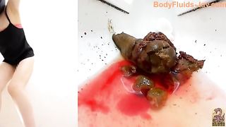 Messy poops from sexy Japanese babes