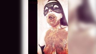 Sexy babe in pantyhose smearing lots of shit