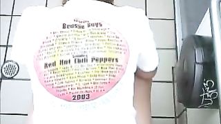 Amateur married lady poops