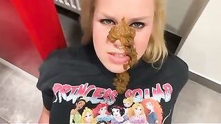 Hot blonde babe takes shit on her face