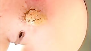 Sweet poop from sexy sweetheart