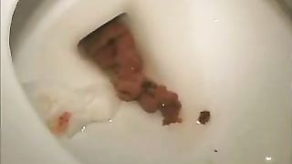 Gorgeous Russian girl and her sexy poop
