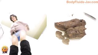 Cum dripping Japanese pussy and pooping asshole