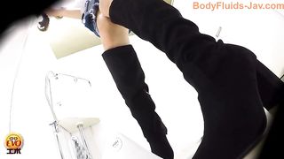 Japanese hottie stylish poop show