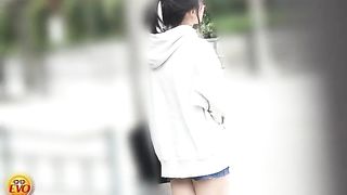 Stylish pooping young Japanese babe