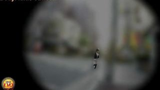 Watch this sexy Japanese slut in high boots pooping