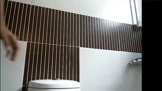 Mouth watering ass pooping