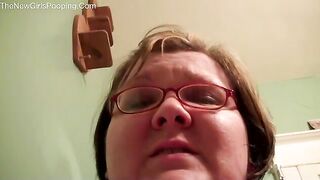 Chubby amateur wife in glasses pooping at home