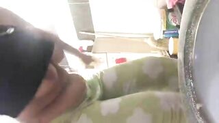 Saggy big tits wife pooping video