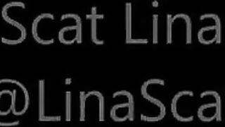 Scat Lina smearing and playing with her shit