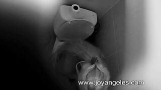 Spy cam video of pooping amateur girl