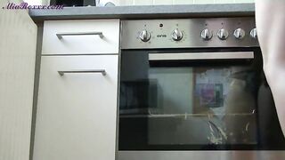 Stunning alt babe with thick booty poop closeup