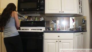 Amateur brunette wife farting and pooping