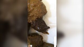 Asian stepmom records her beautiful poop