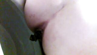 Young butt and her pooping hole