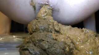 Big creamy poop pile