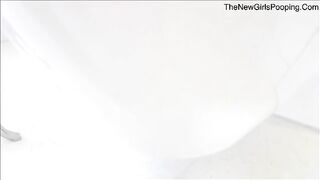 Glamour girl pooping and getting dp fisting