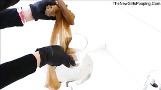 Glamour girl pooping and getting dp fisting