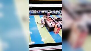 CCTV caught amateur lady pooping in the super store