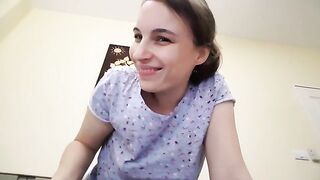 Juicy big booty pooping in a plastic bowl