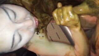 Asian girlfriend sucking dirty cock during scat fuck