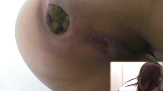 Mega pooping booty hole
