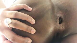 Big black booty lady pooping