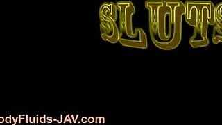 Dropping heavy load in the toilet