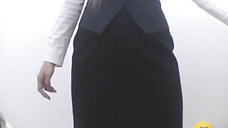 Japanese babe and her constipated poop video