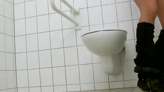 Hot ass dropping load in the public toilet