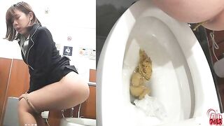 Young Japanese lady poops