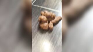 Sexy busty with round ass pooping