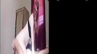 Cute teen babe pooping for bald dude