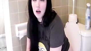 Stunning brunette chick farts and poop