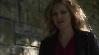 Amateur brunette woman pooping ass