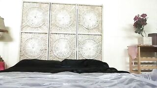 Pretty fat ass babe pooping hard