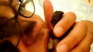 Mature lady in glasses eating shit