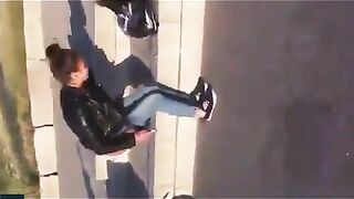 Dropping load on the road