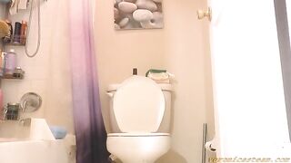 Fatty brunette girl pooping