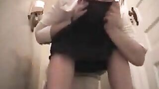 Office girl has diarrhea