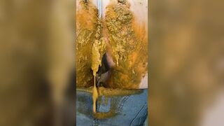 Extreme Jeans Scat Accident