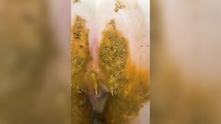 Cute girl pooping in her sexy Jeans