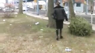 Urgent poop in the park