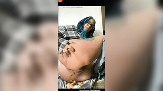 Alternative nerdy chick pooping