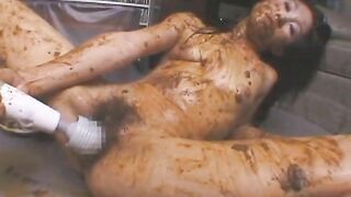 Kinky Japanese girl smearing