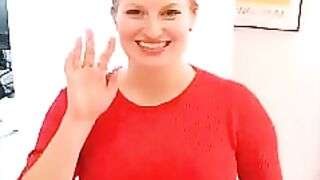 Curvy chubby amateur babe poops