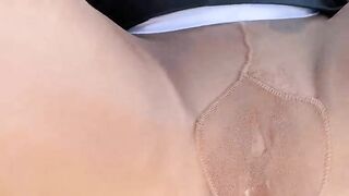 German phot blonde babe poops in the back of the car