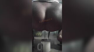 Big booty ebony girl poops in the cup